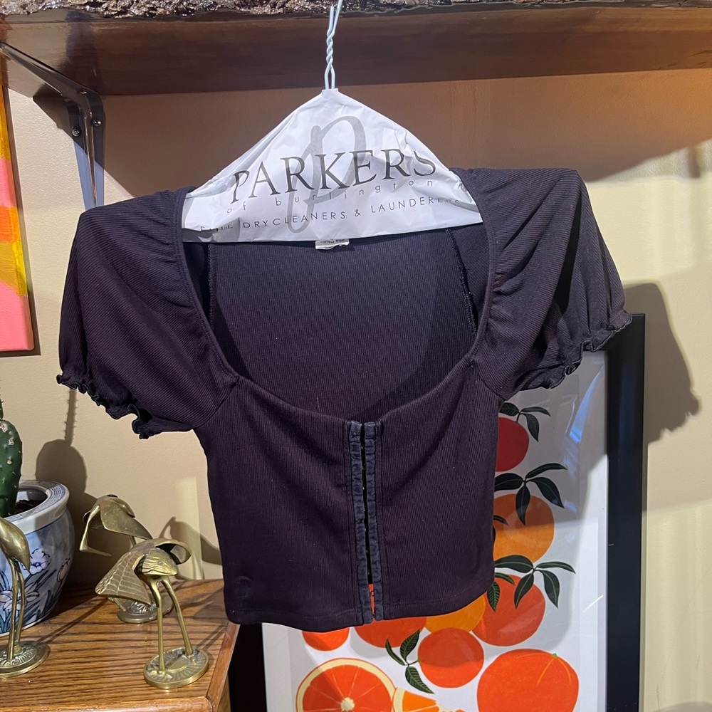 Wilfred Free top